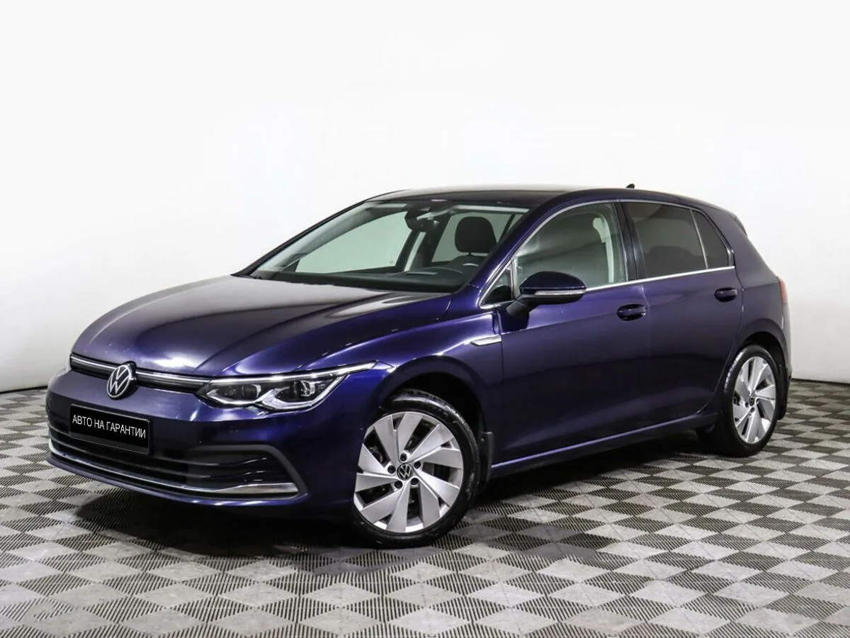 Volkswagen Golf VIII · R-Line Lite
