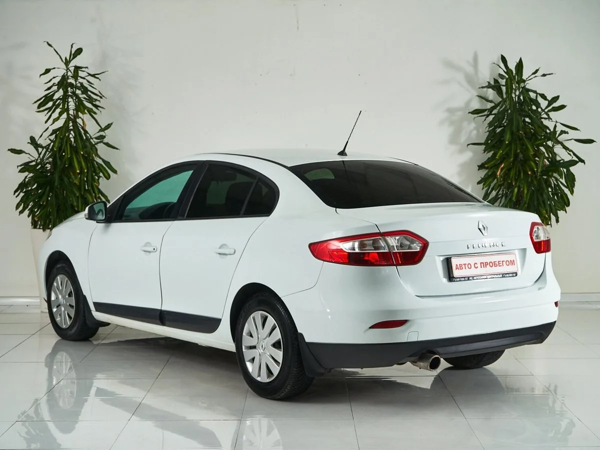 Renault Fluence I — фото 4