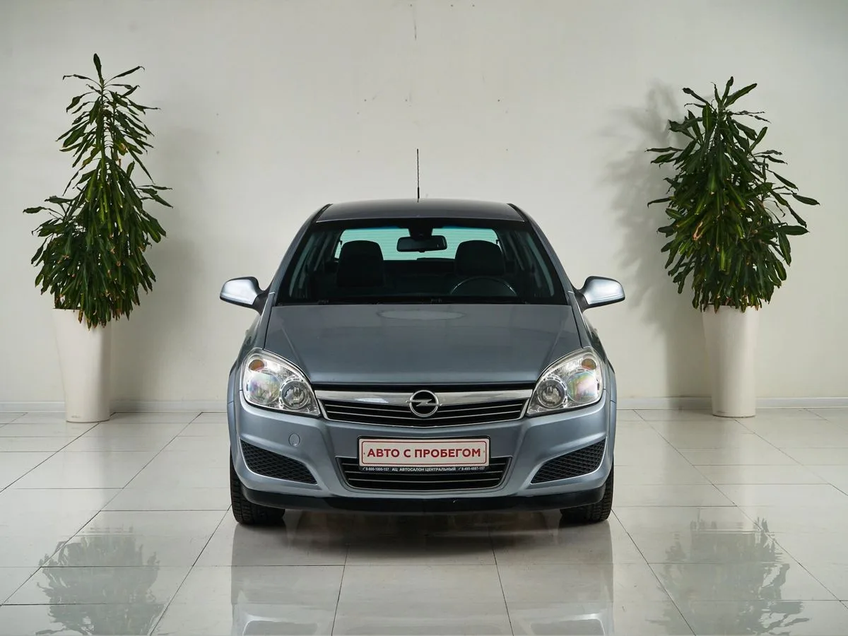 Opel Astra J · Essentia — фото 2