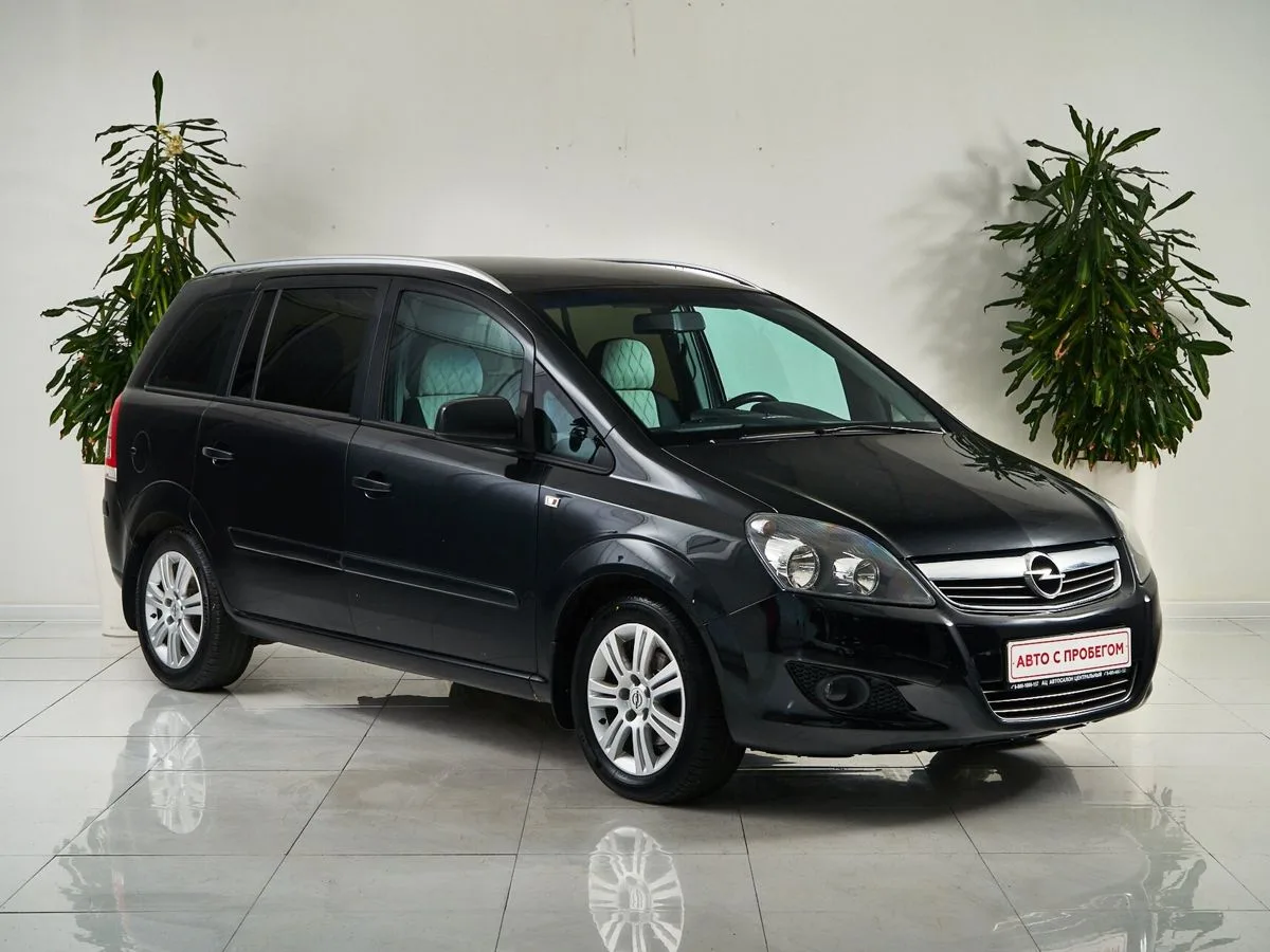 Opel Zafira B Рестайлинг — фото 3