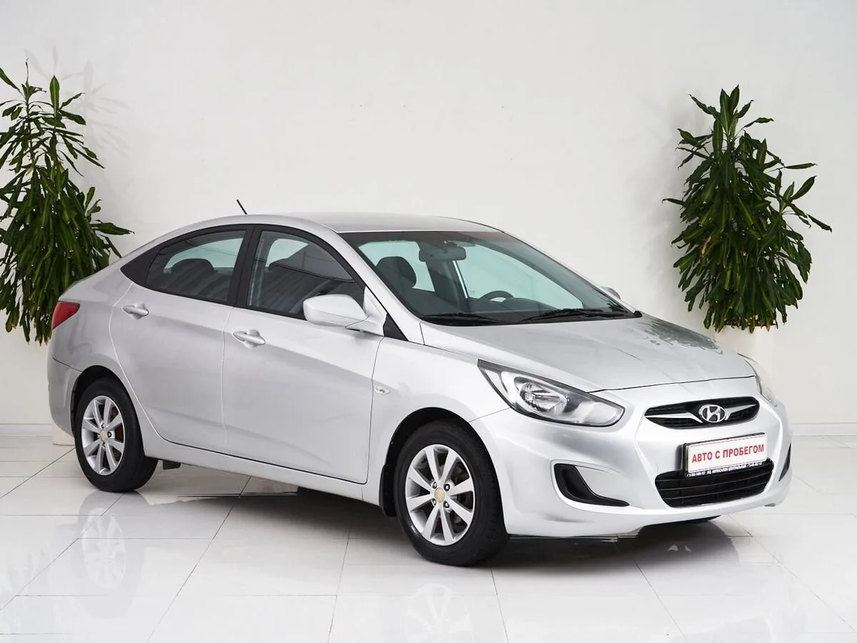 Hyundai Solaris I — фото 3