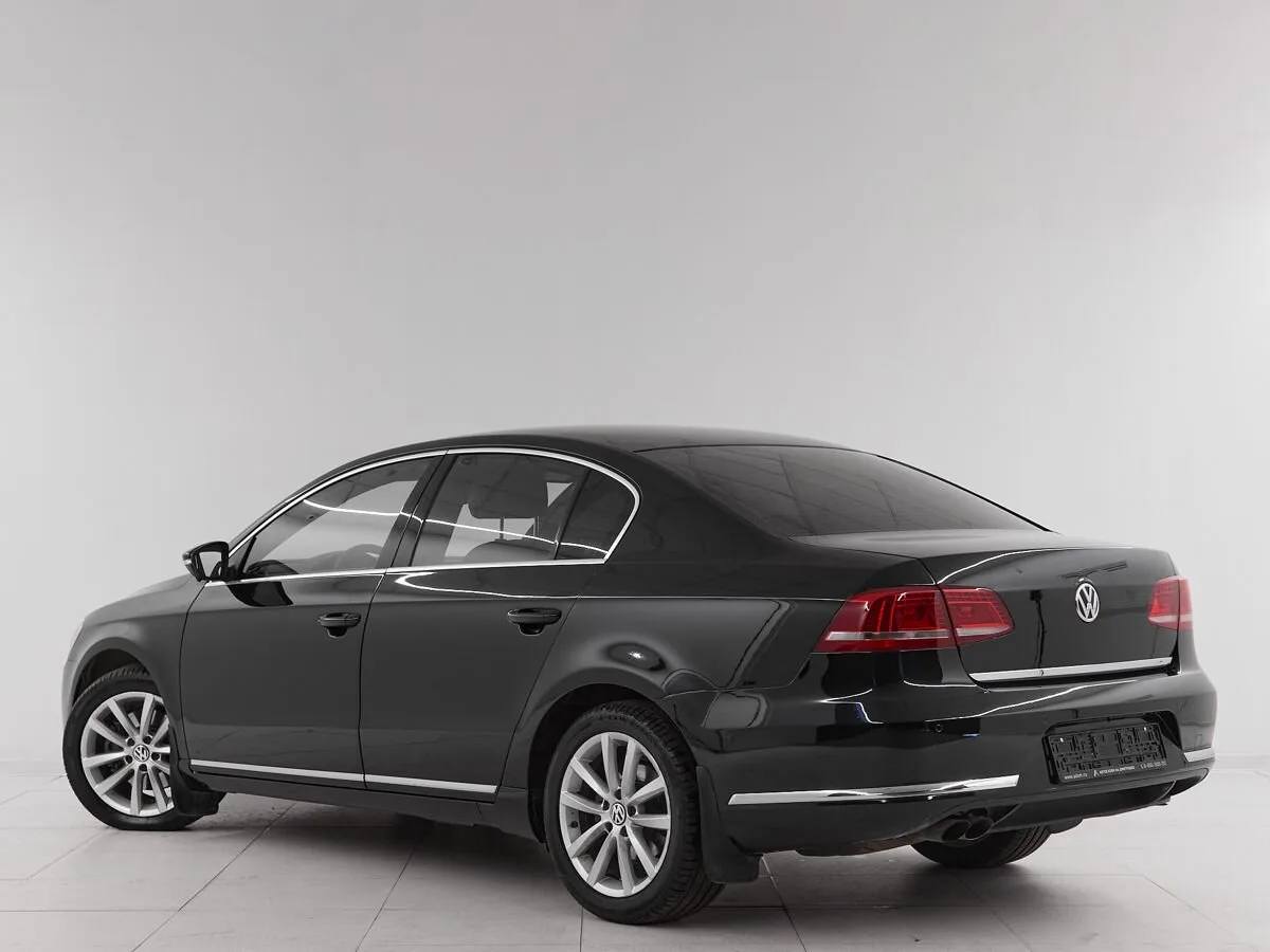 Volkswagen Passat B7 · Highline — фото 4
