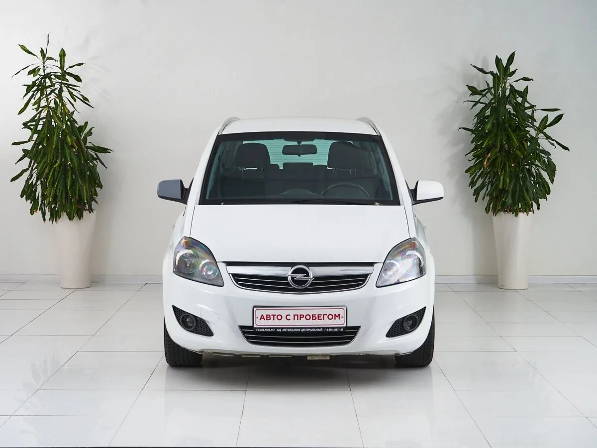 Opel Zafira B Рестайлинг — фото 2