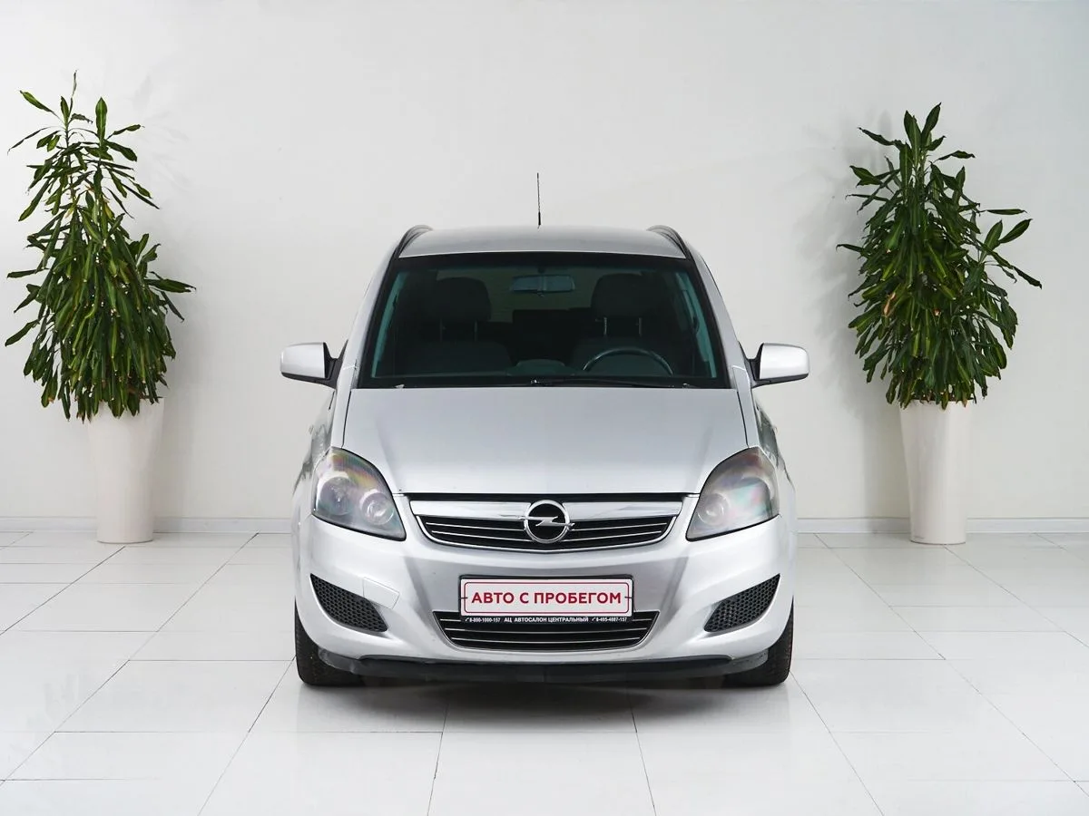 Opel Zafira B Рестайлинг — фото 2