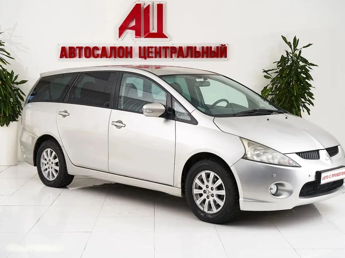 Mitsubishi Grandis I — фото 3
