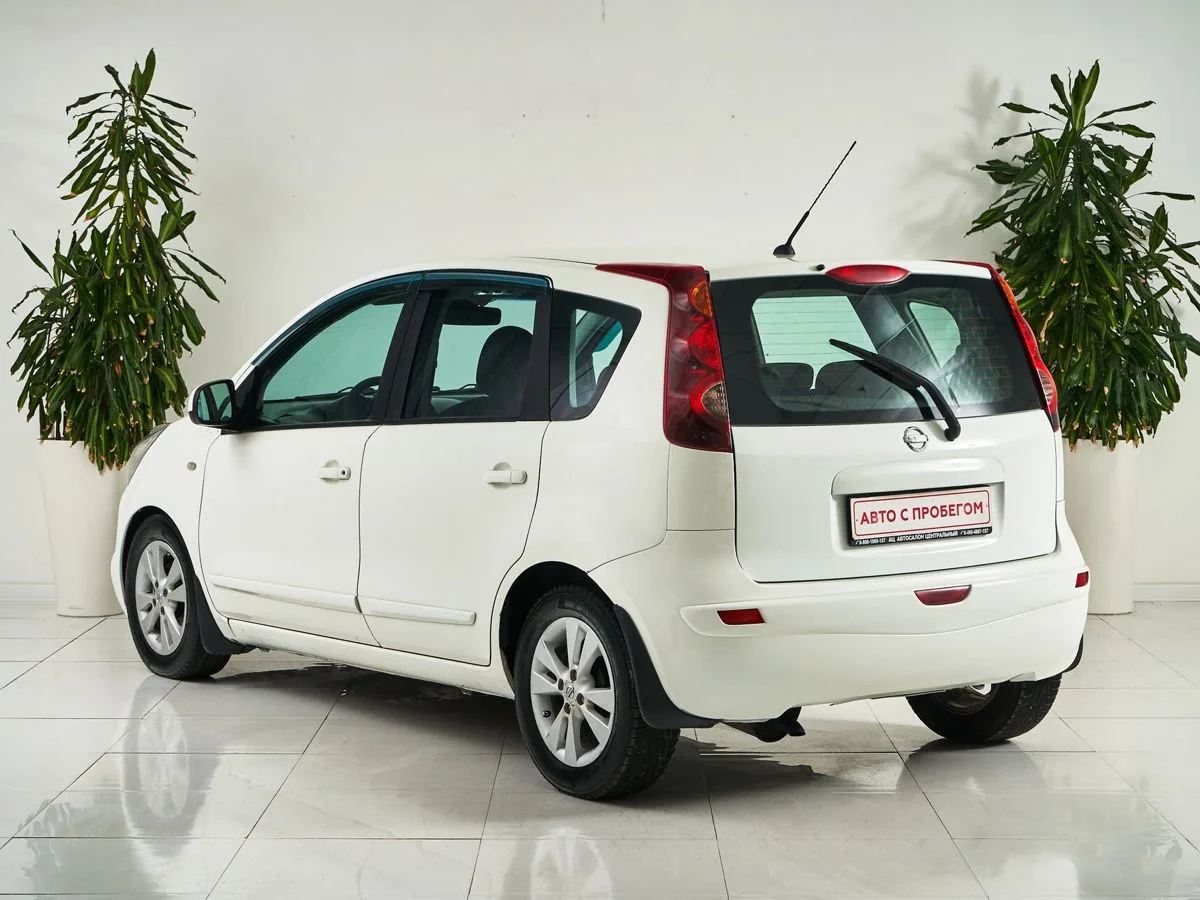 Nissan Note I Рестайлинг — фото 4