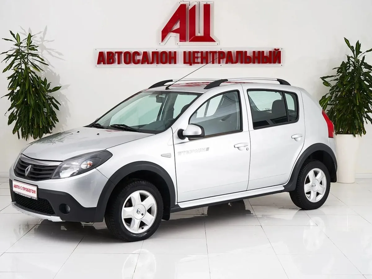Renault Sandero I · Stepway