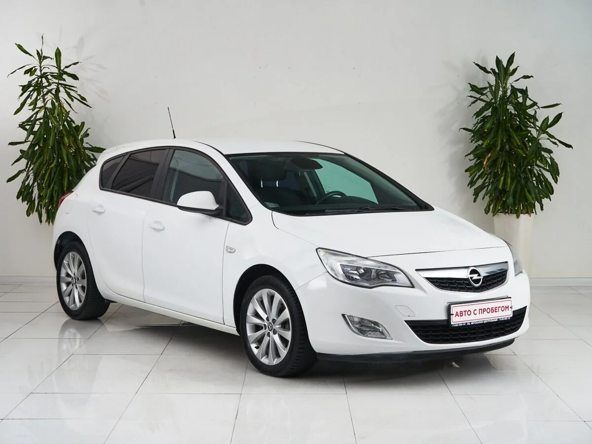 Opel Astra J Рестайлинг · Cosmo — фото 3