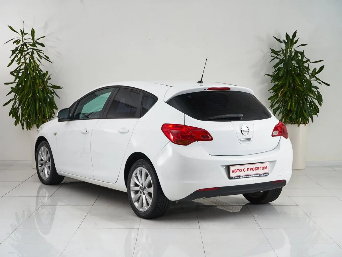 Opel Astra J Рестайлинг · Cosmo — фото 4