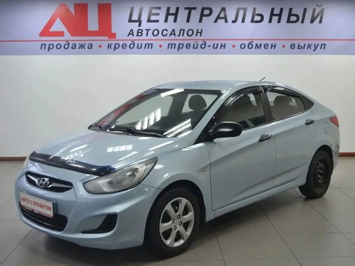 Hyundai Solaris I · Family