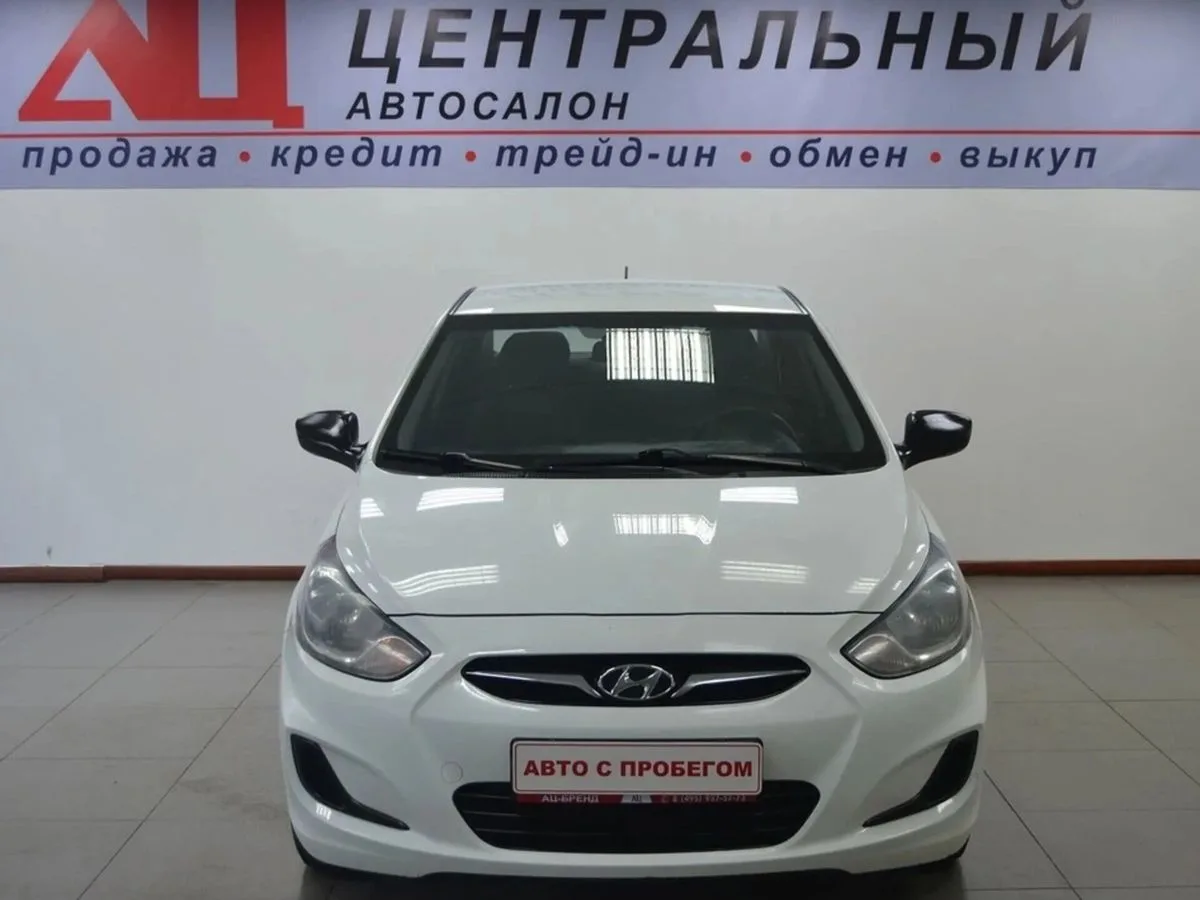Hyundai Solaris I — фото 2