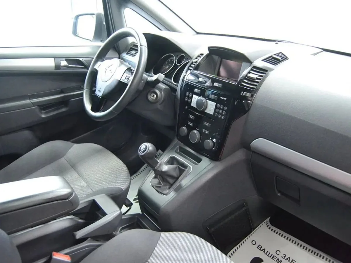 Opel Zafira B Рестайлинг · Family — фото 5