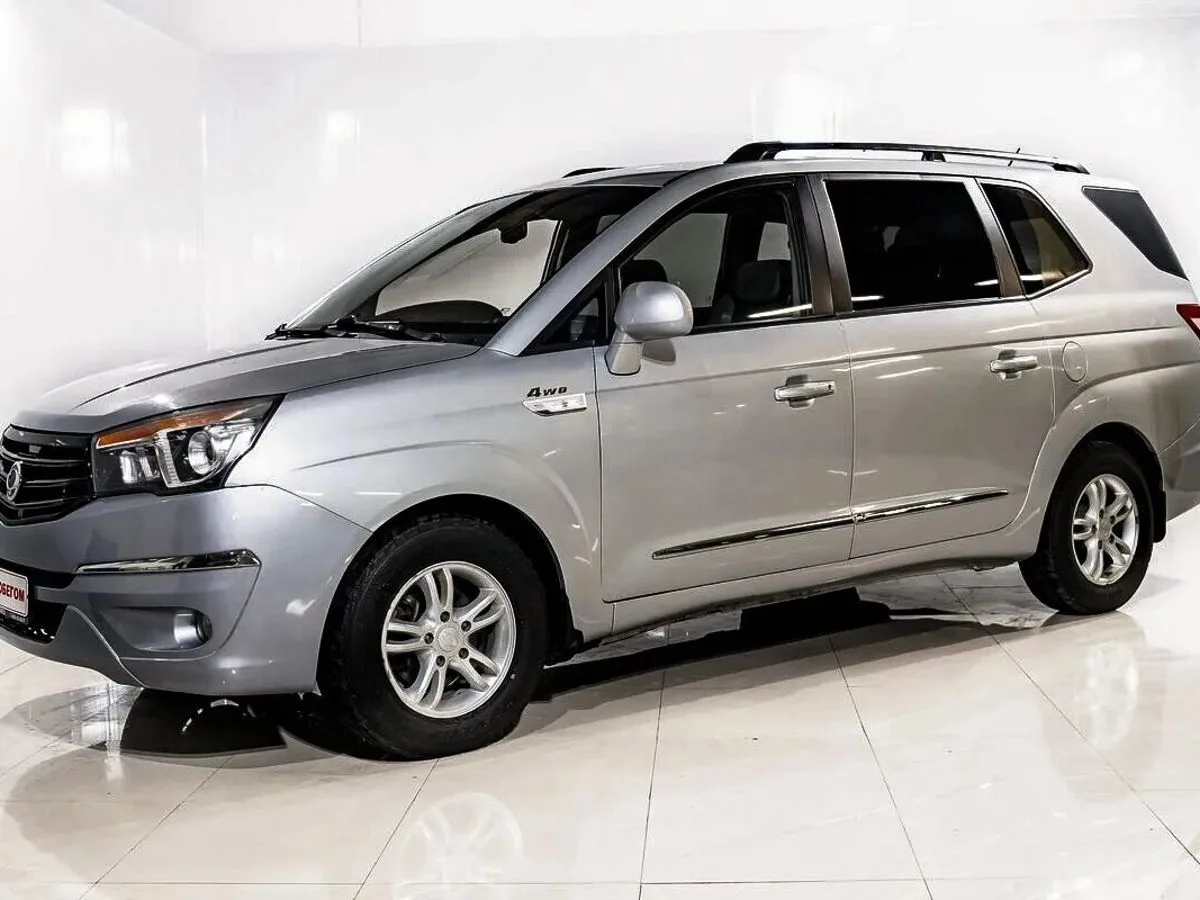 SsangYong Rodius II