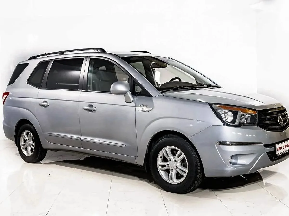 SsangYong Rodius II — фото 3