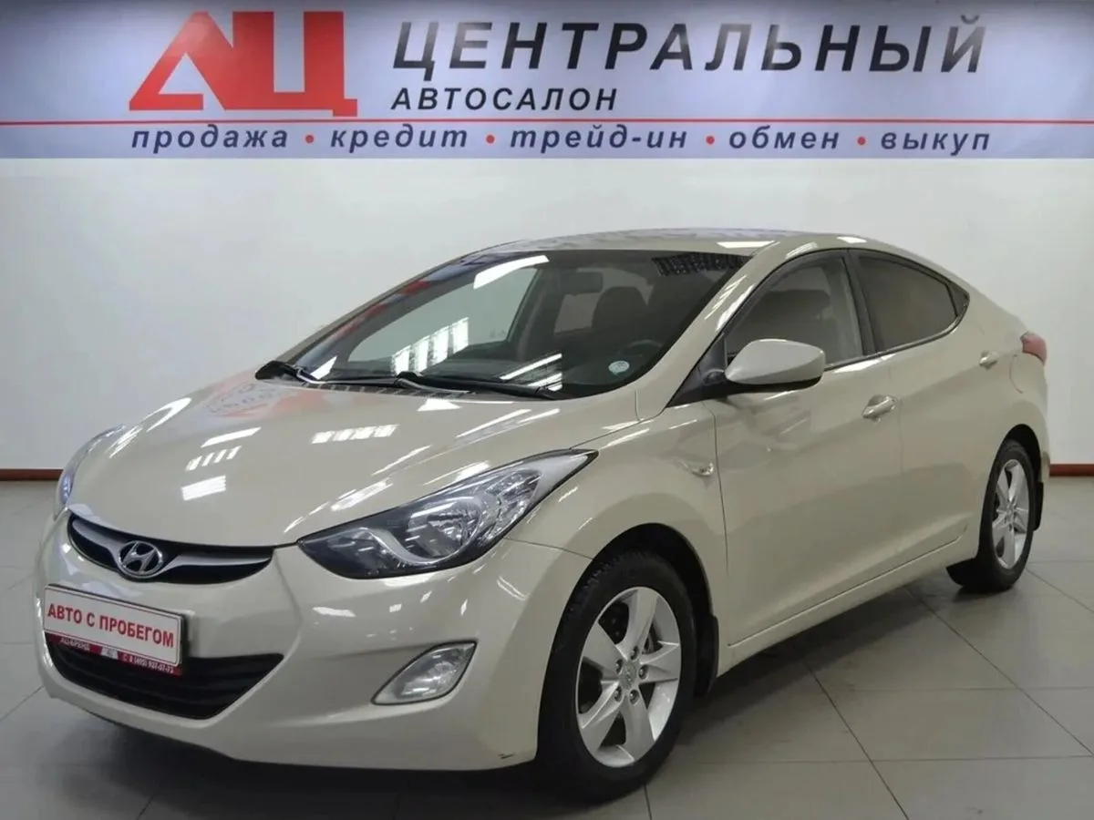 Hyundai Elantra V (MD) · Optima