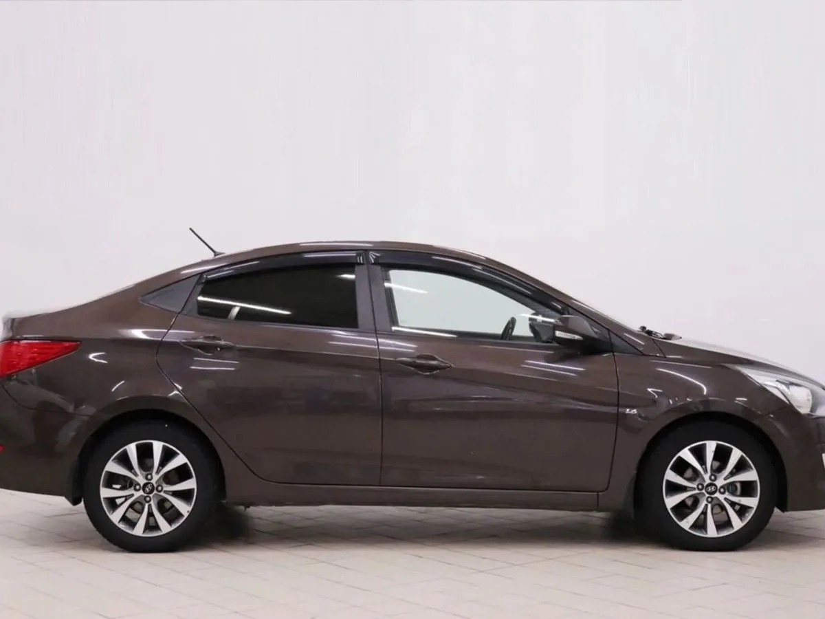 Hyundai Solaris I Рестайлинг — фото 3