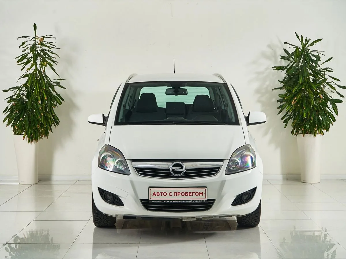 Opel Zafira B Рестайлинг — фото 2