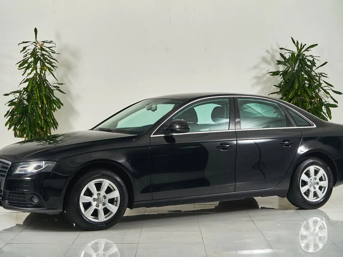 Audi A4 IV (B8) · Стандарт