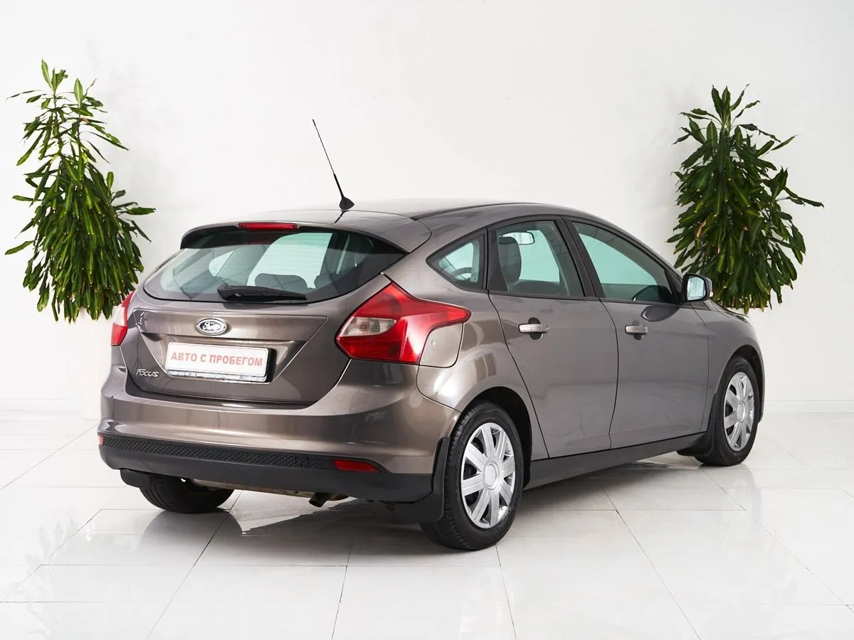 Ford Focus III — фото 5