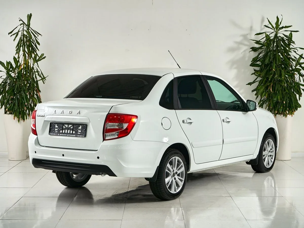 Lada (ВАЗ) Granta I Рестайлинг · Luxe Prestige — фото 5