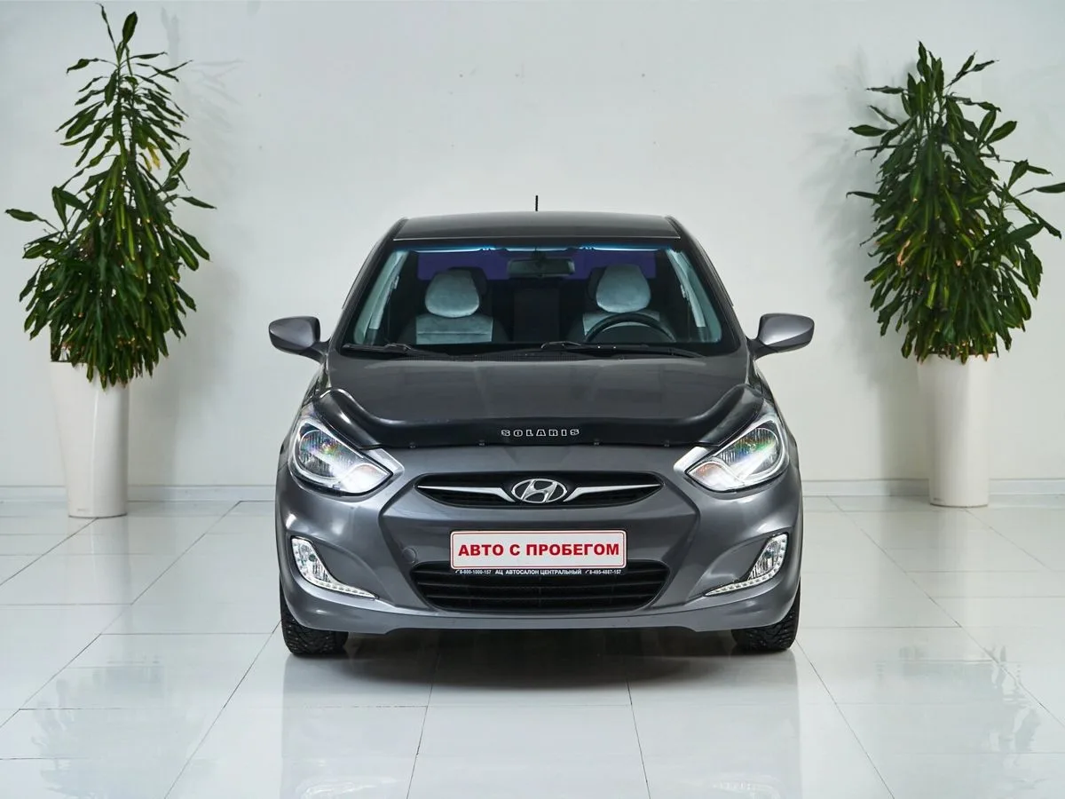 Hyundai Solaris I — фото 2