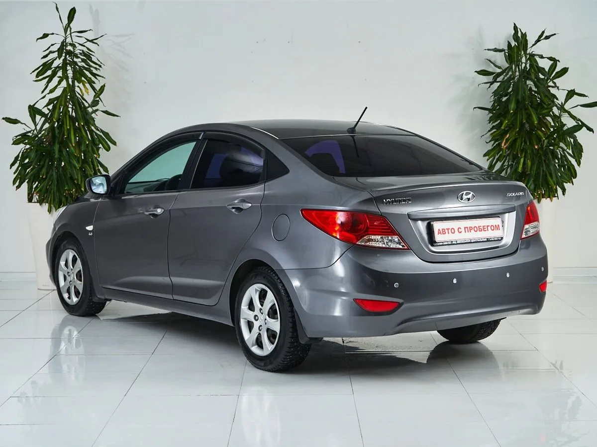 Hyundai Solaris I — фото 4