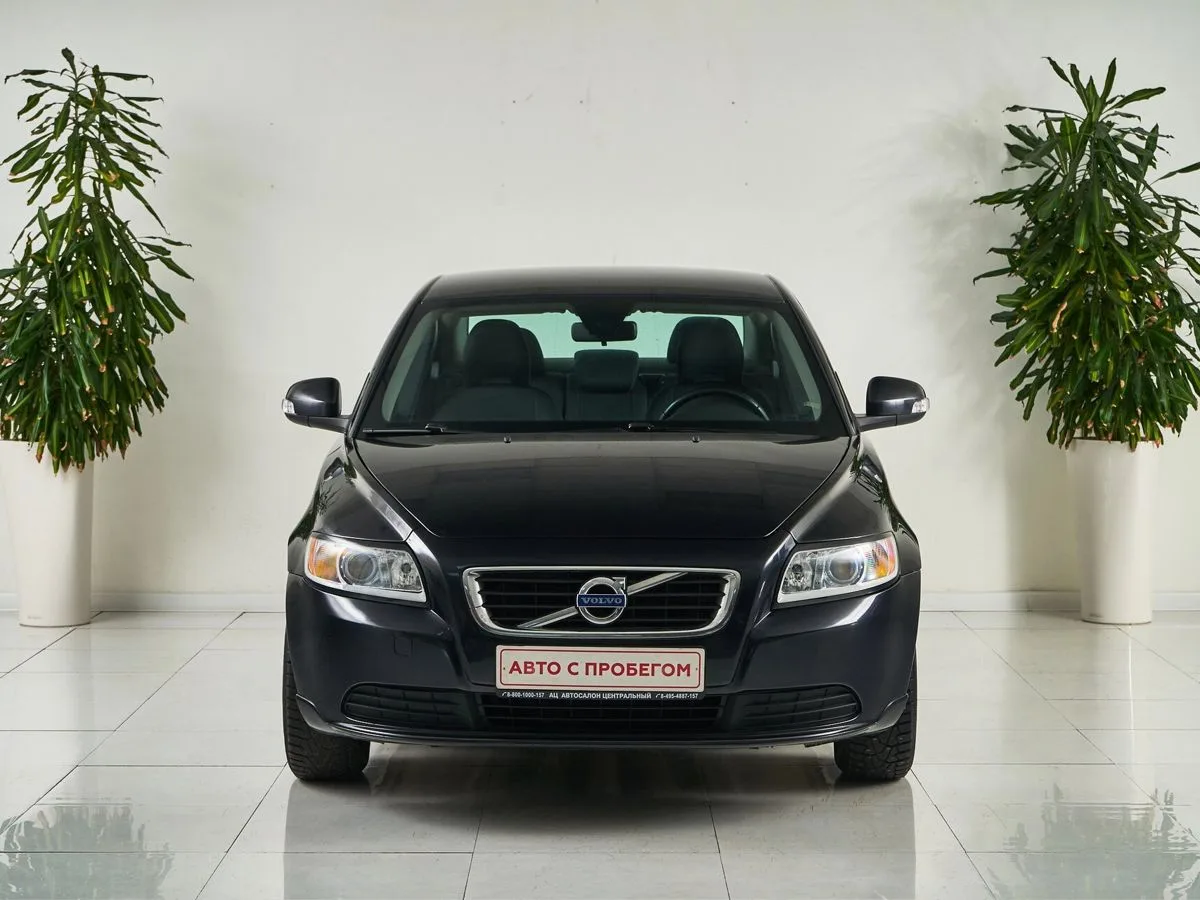 Volvo S40 II Рестайлинг — фото 2