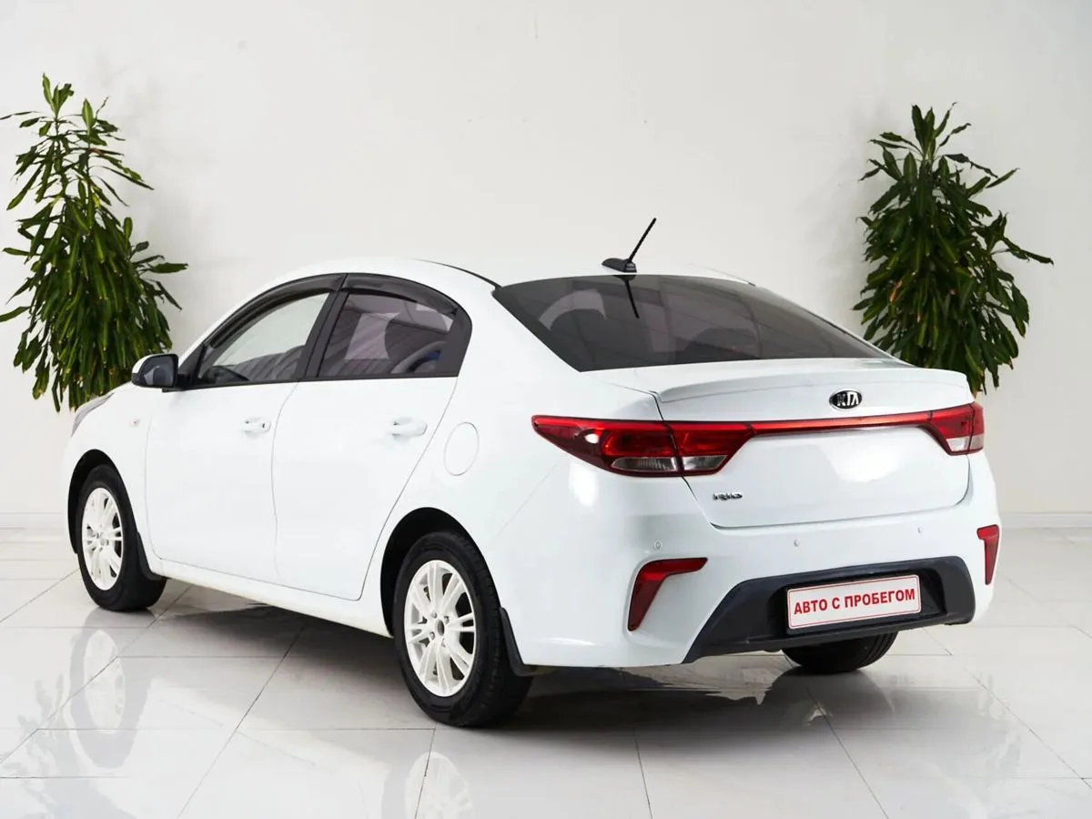Kia Rio III Рестайлинг — фото 4