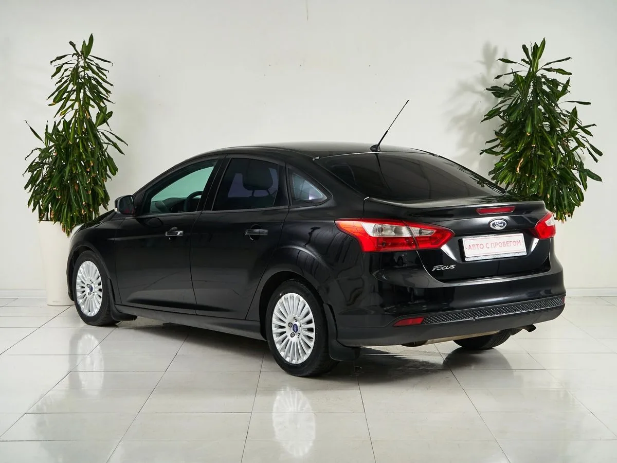 Ford Focus III — фото 4