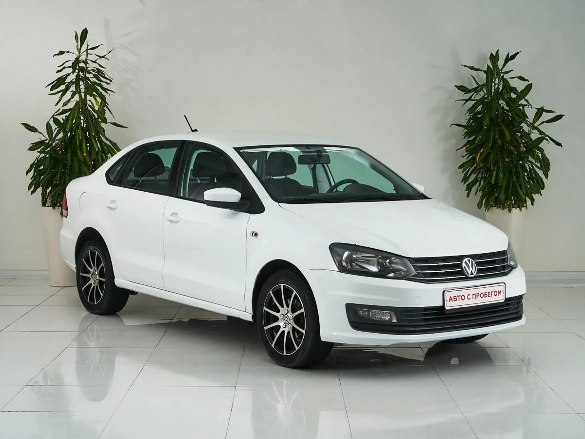 Volkswagen Polo V Рестайлинг — фото 3