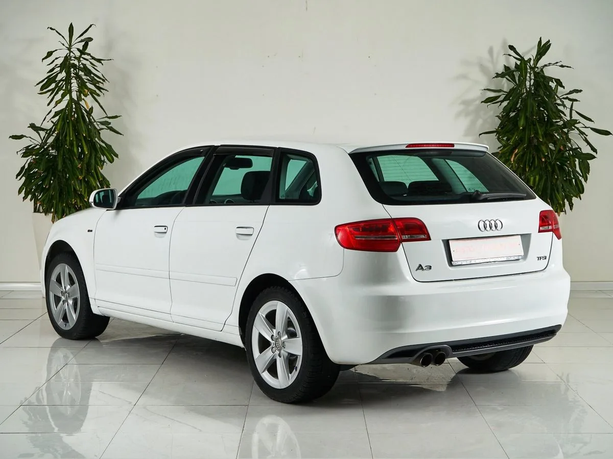 Audi A3 II (8P) Рестайлинг 2 — фото 4