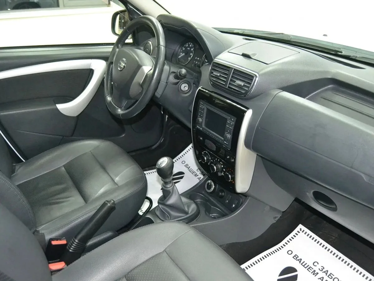 Nissan Terrano III (D10) — фото 5
