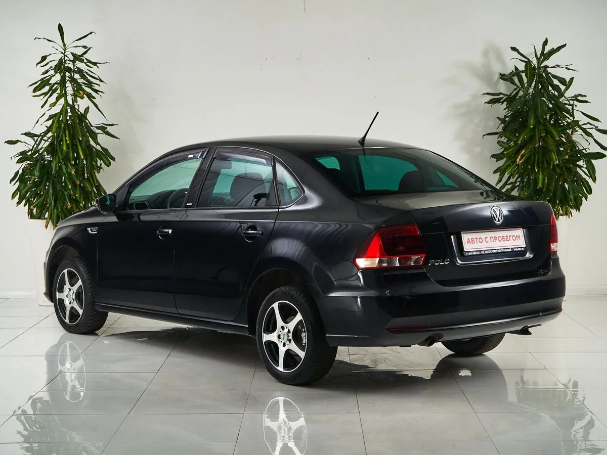 Volkswagen Polo V Рестайлинг — фото 4