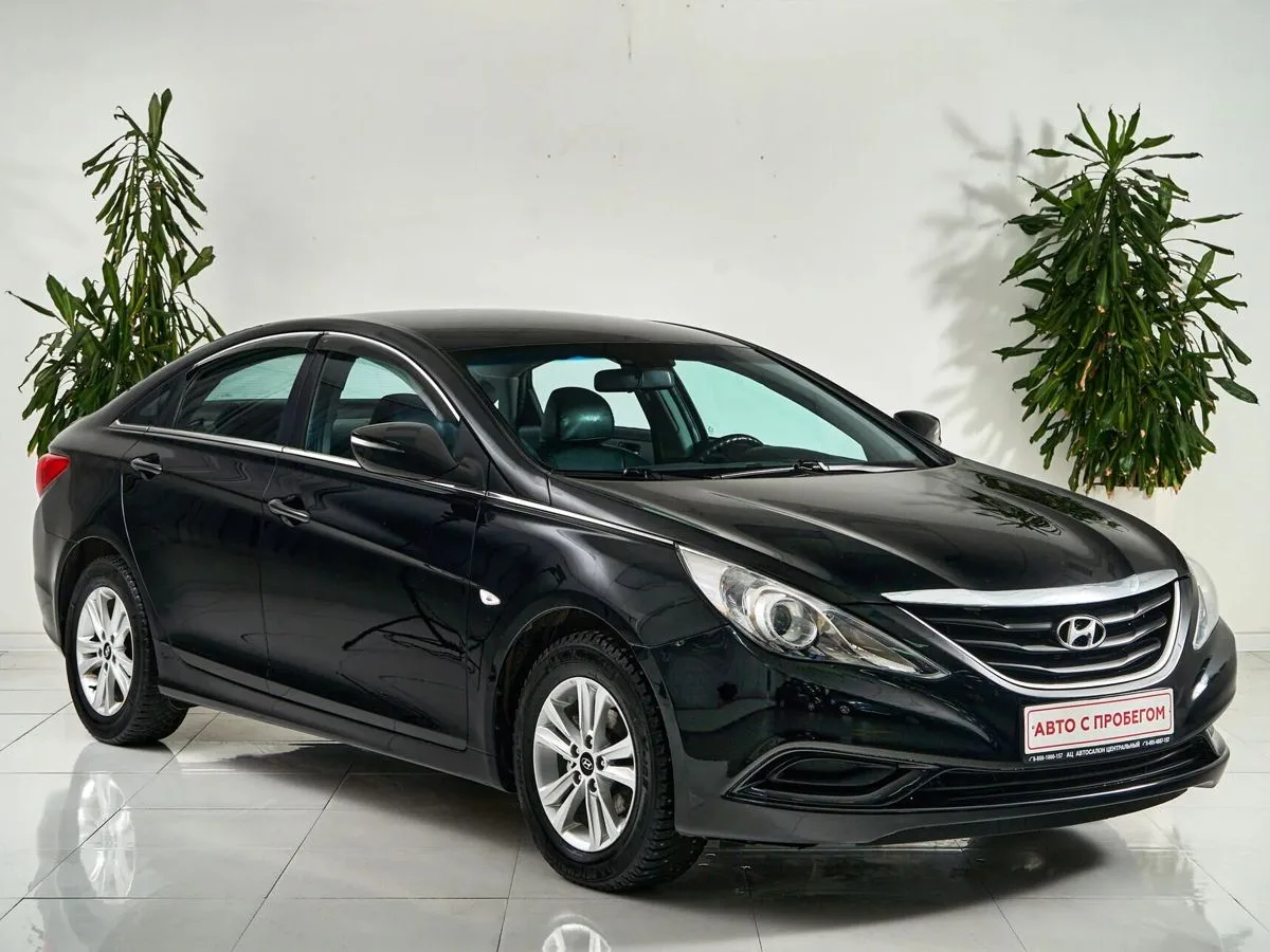 Hyundai Sonata VI (YF) — фото 3