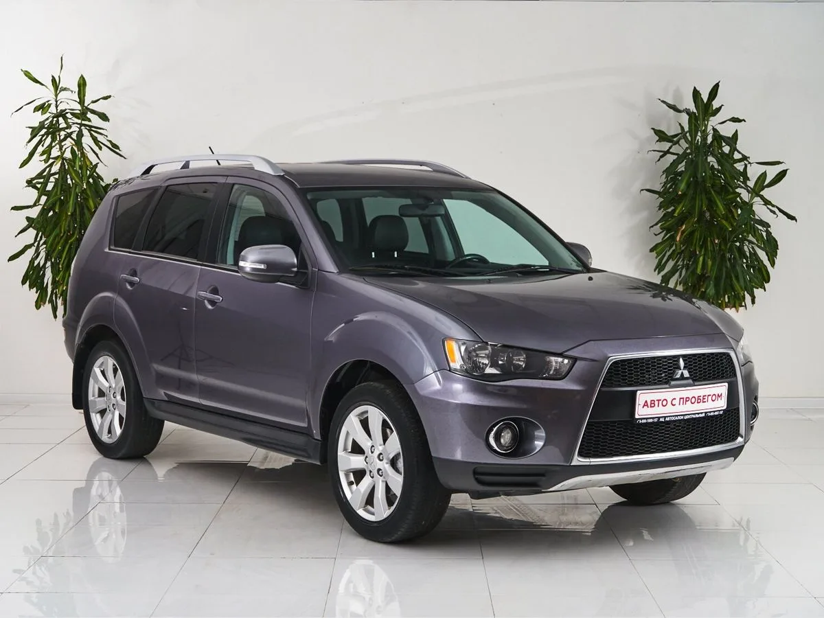Mitsubishi Outlander II Рестайлинг — фото 3