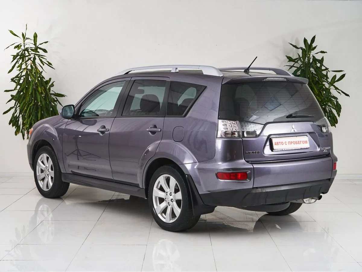 Mitsubishi Outlander II Рестайлинг — фото 4
