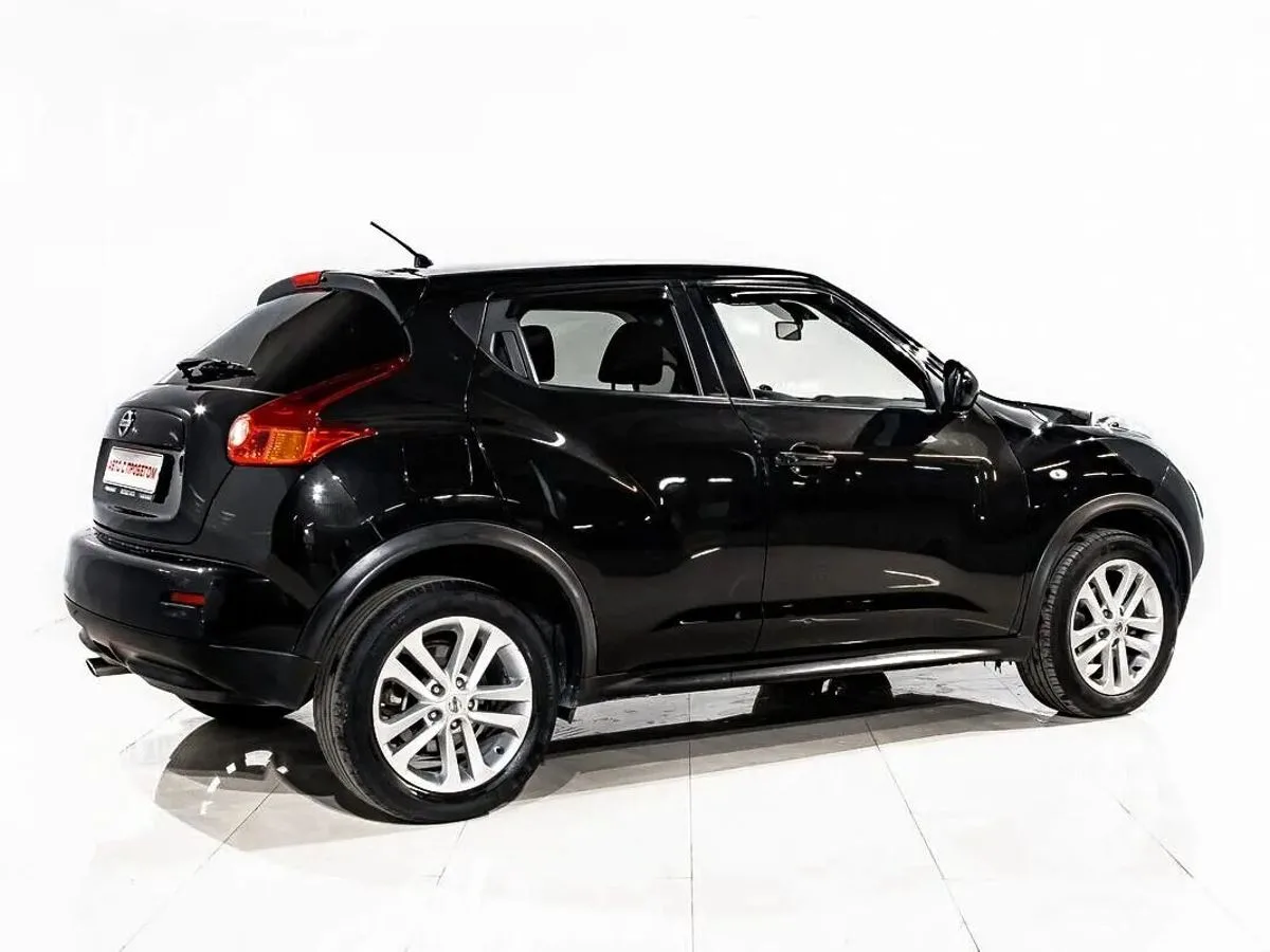 Nissan Juke I · LE — фото 2