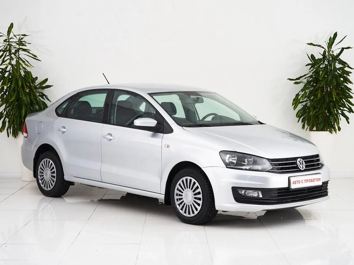 Volkswagen Polo V Рестайлинг — фото 3