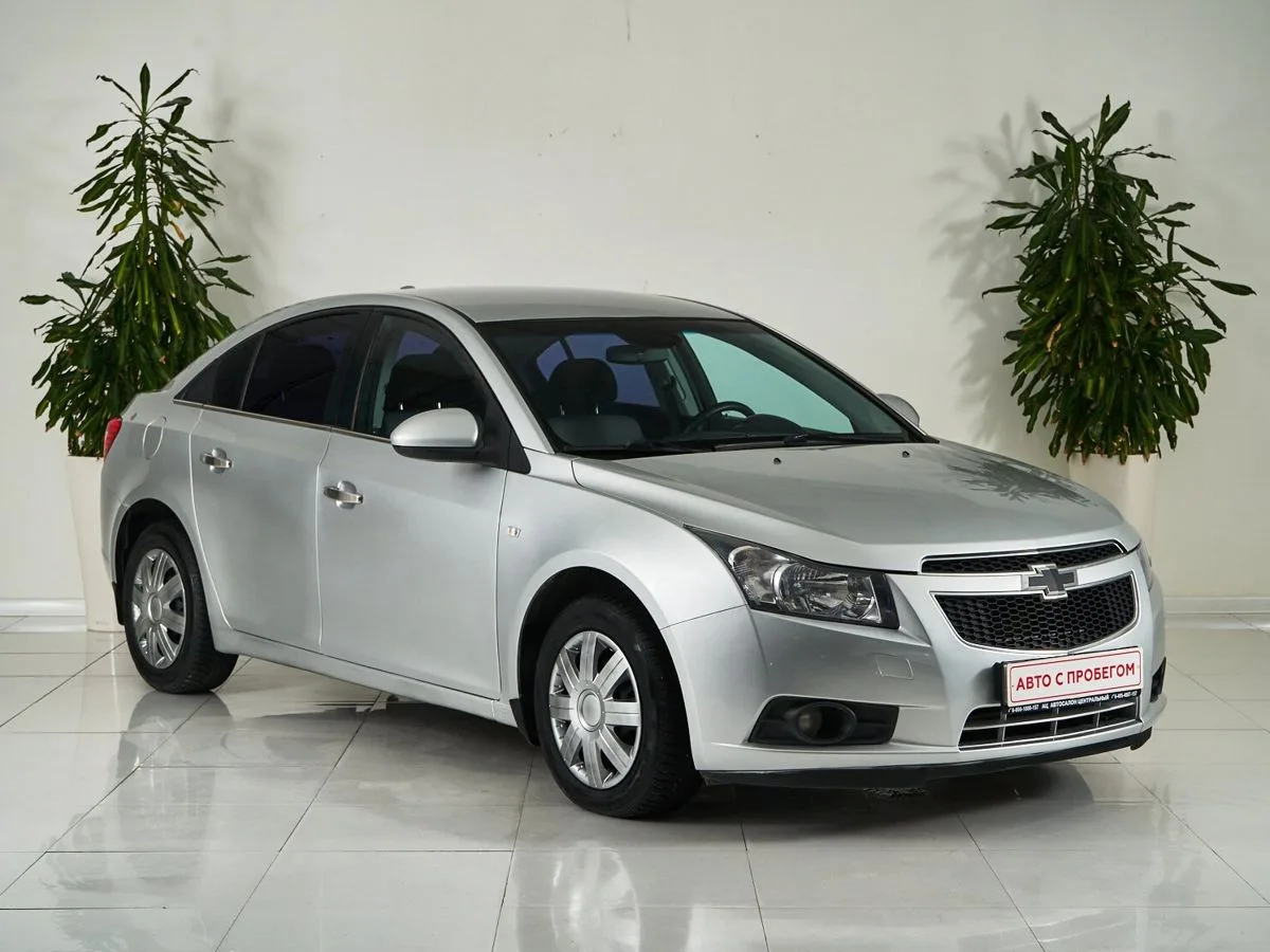 Chevrolet Cruze I — фото 3