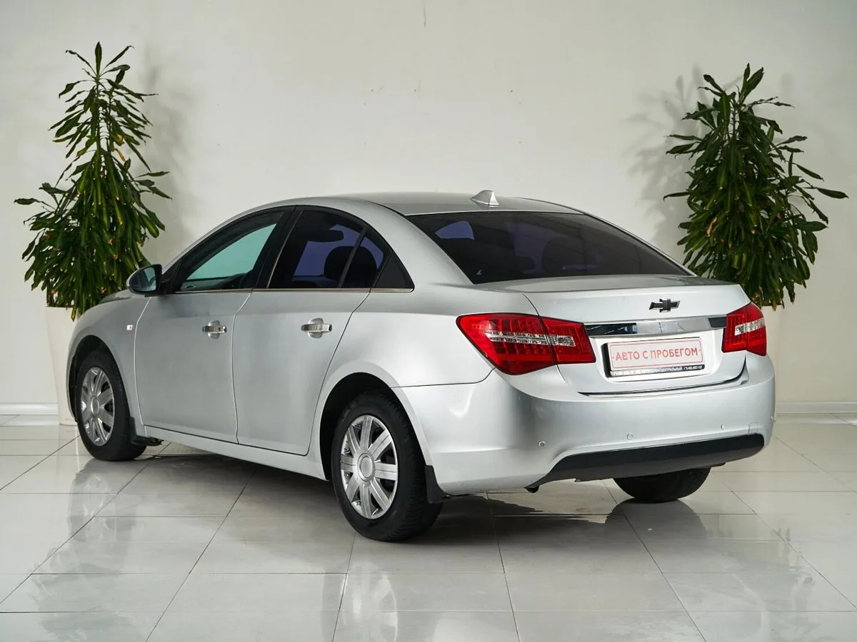 Chevrolet Cruze I — фото 4