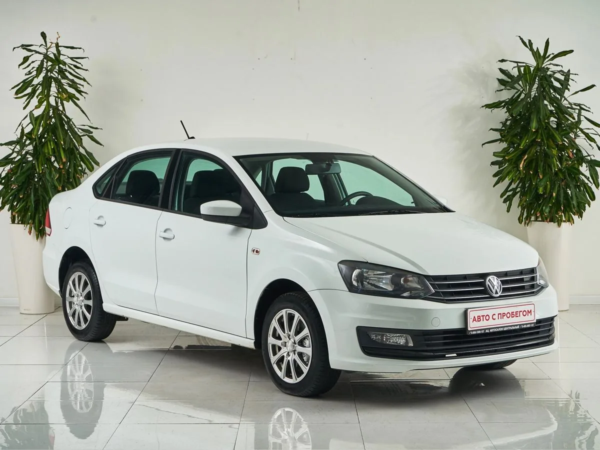 Volkswagen Polo V Рестайлинг — фото 3