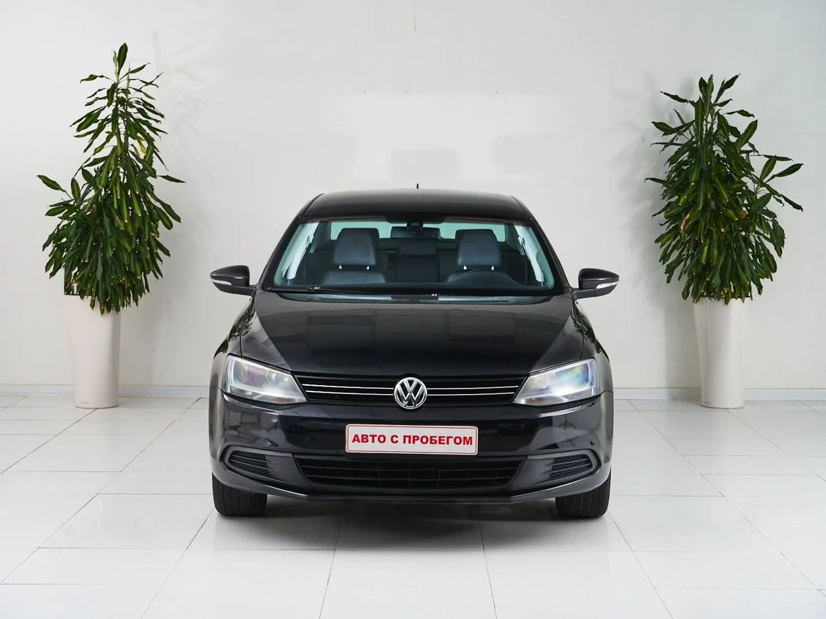 Volkswagen Jetta VI — фото 2