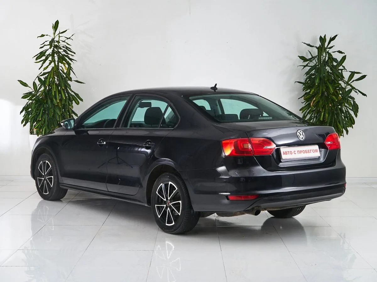 Volkswagen Jetta VI — фото 4