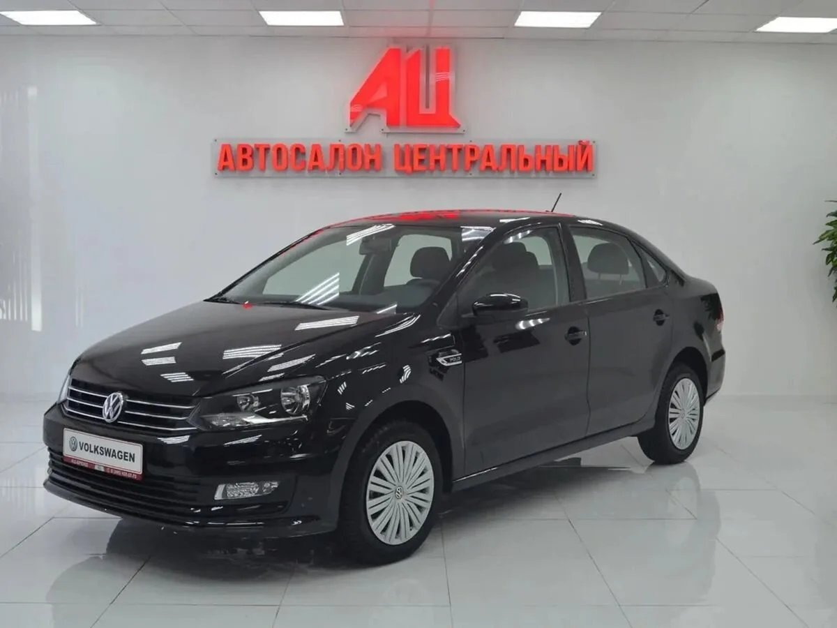 Volkswagen Polo V Рестайлинг · Highline 15-18