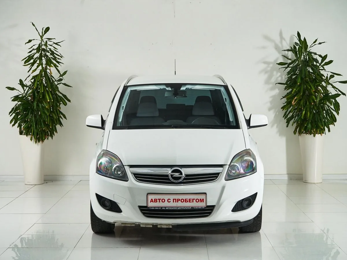Opel Zafira B Рестайлинг — фото 2