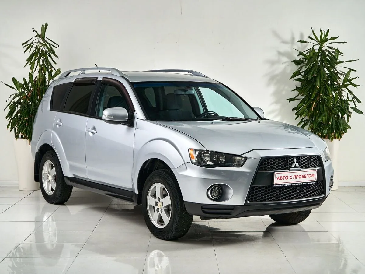Mitsubishi Outlander II Рестайлинг — фото 3