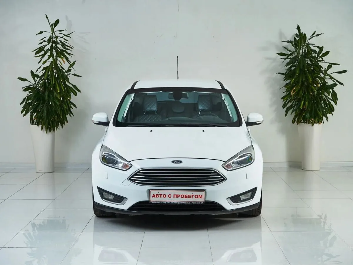 Ford Focus III Рестайлинг · Titanium — фото 2