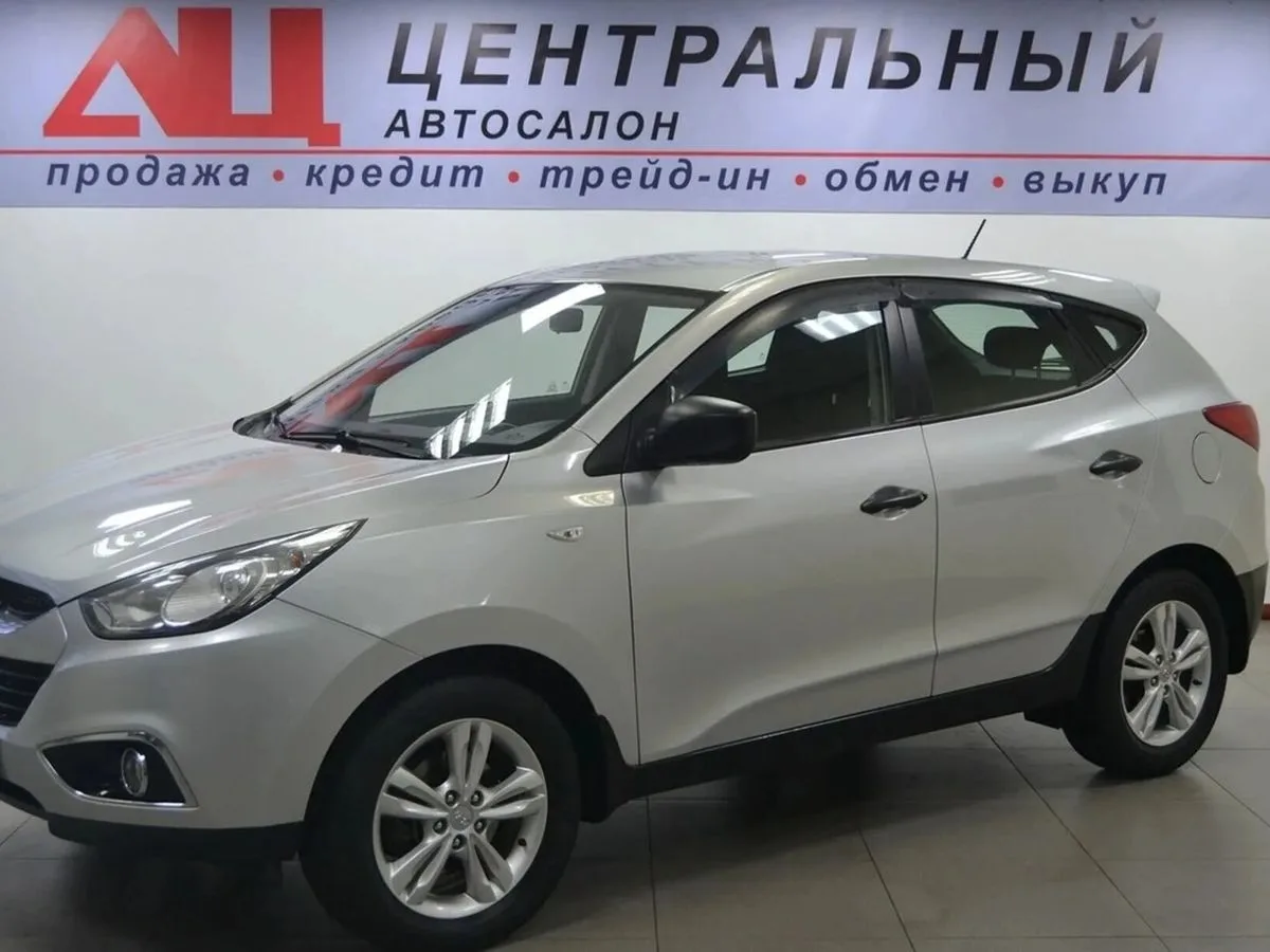 Hyundai ix35 I · Base