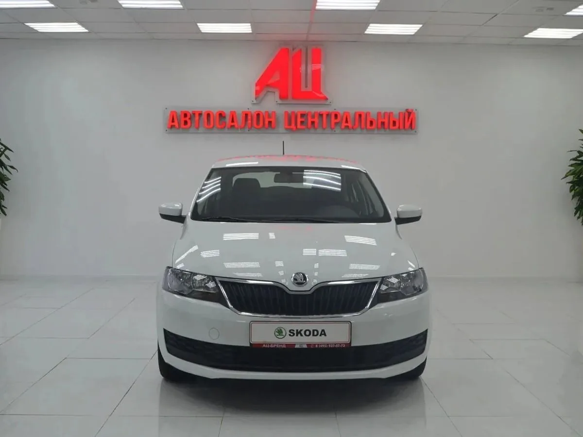 Skoda Rapid I Рестайлинг · Style — фото 3