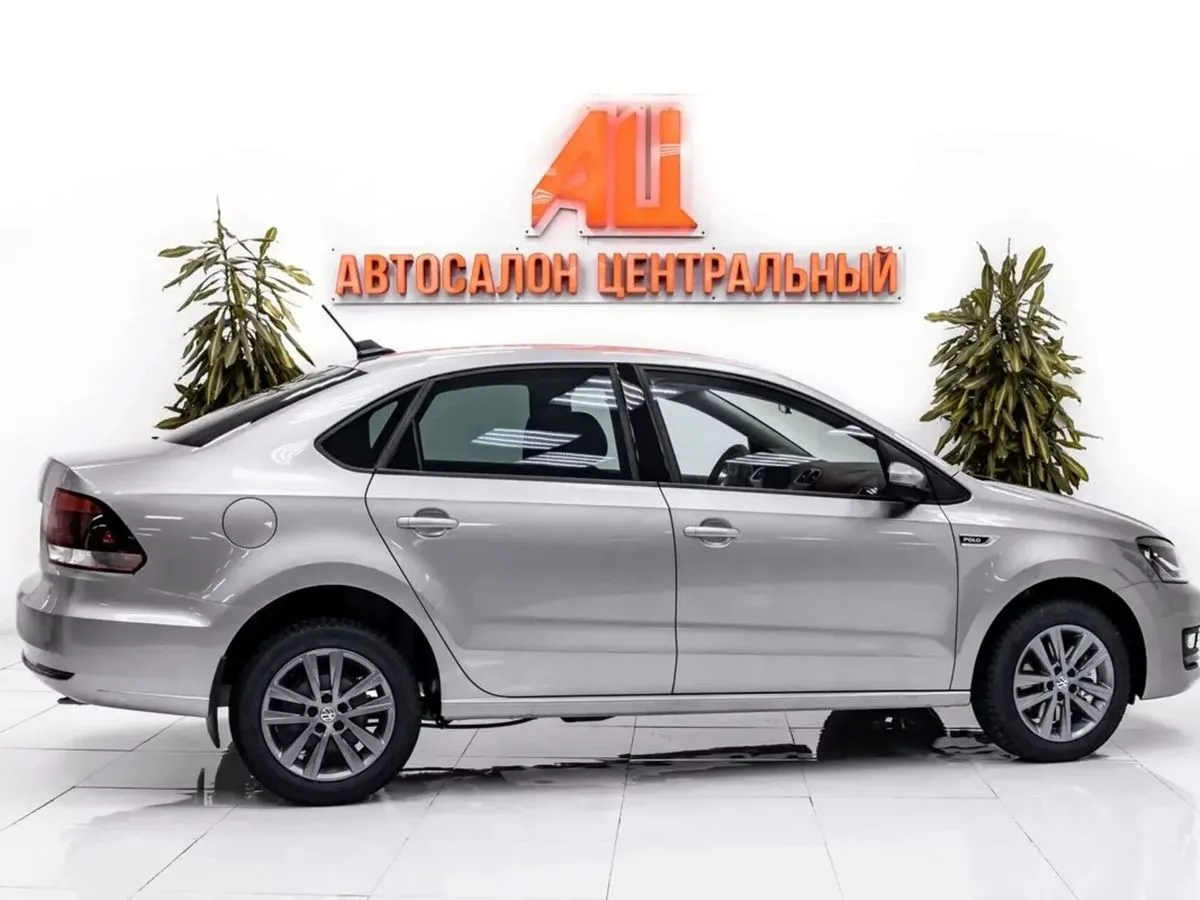 Volkswagen Polo V Рестайлинг · Drive — фото 4